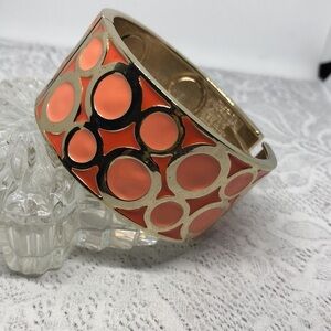 Vintage gold and peach enamel mod design clamper bracelet